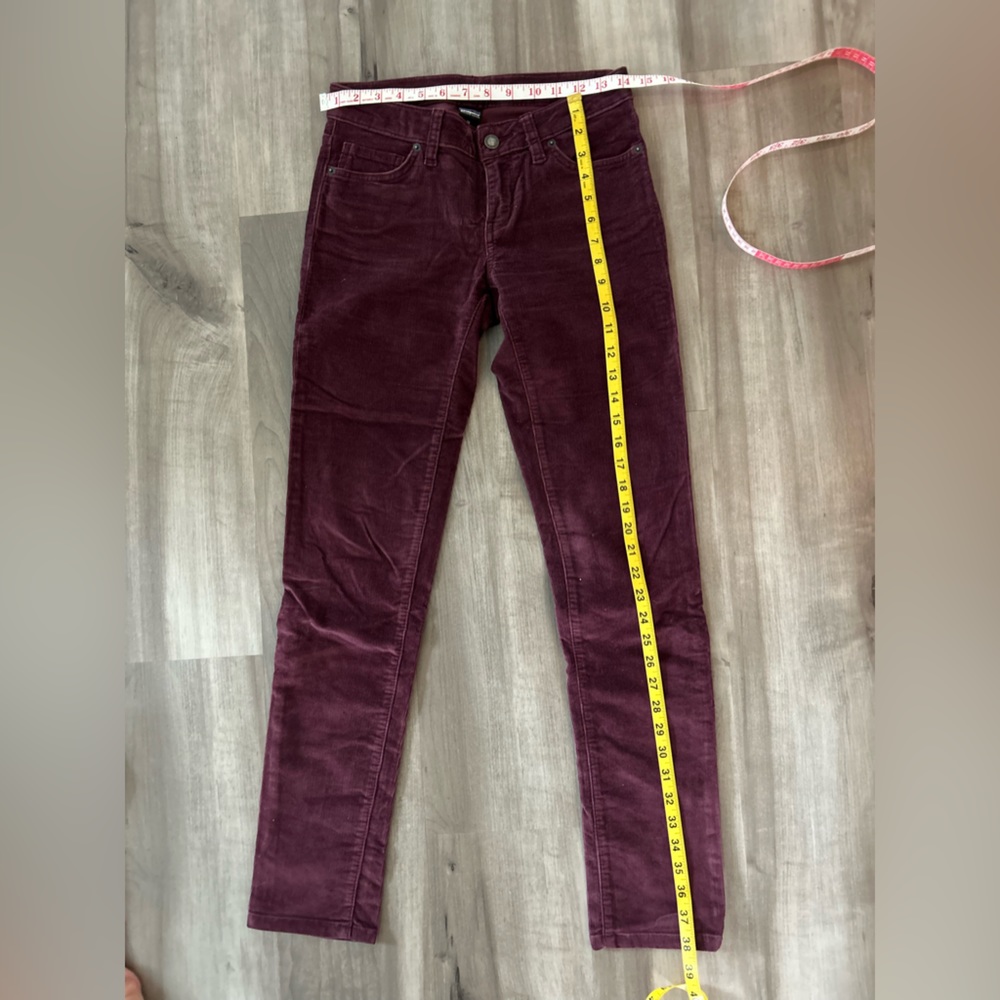 Patagonia size 26 cords